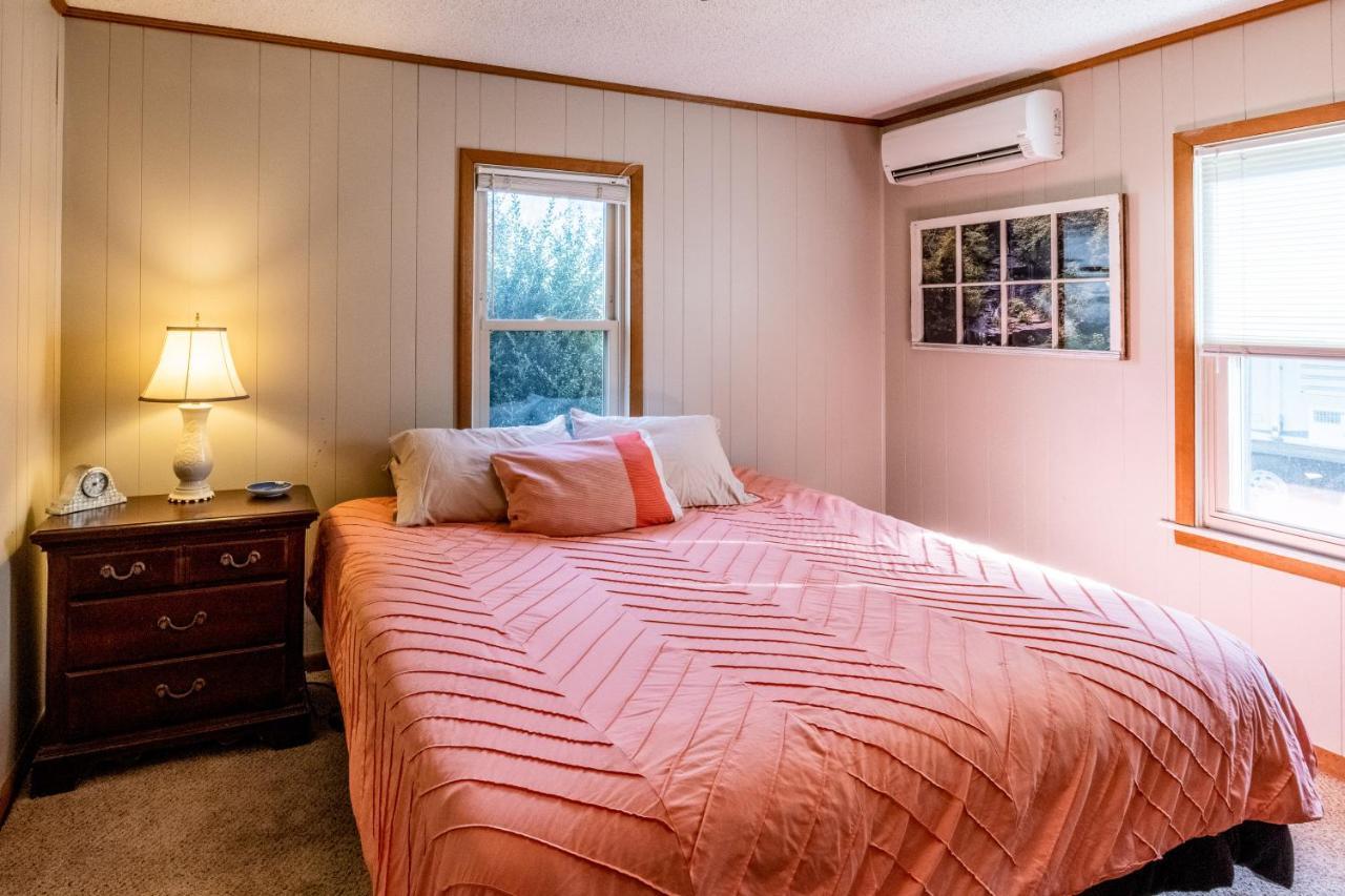 Deep Creek Shambala Villa Bryson City Buitenkant foto