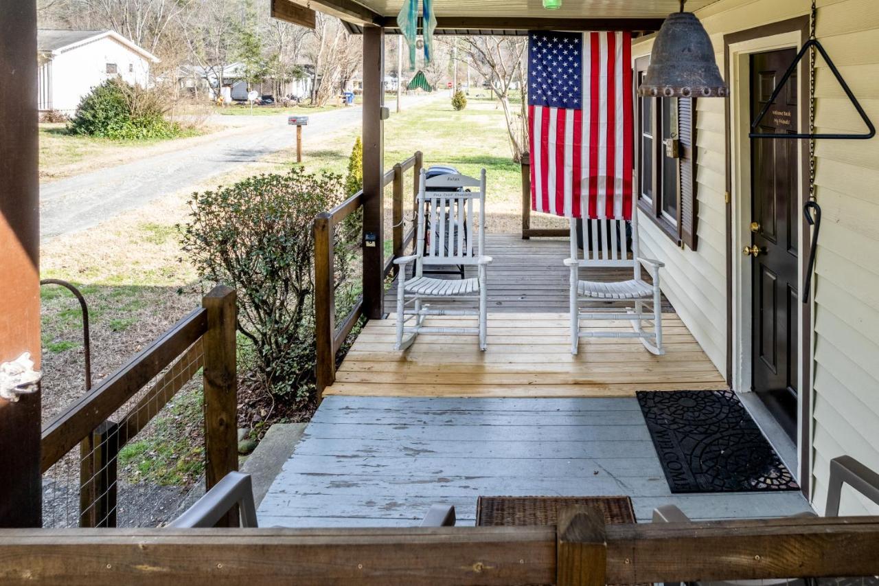 Deep Creek Shambala Villa Bryson City Buitenkant foto