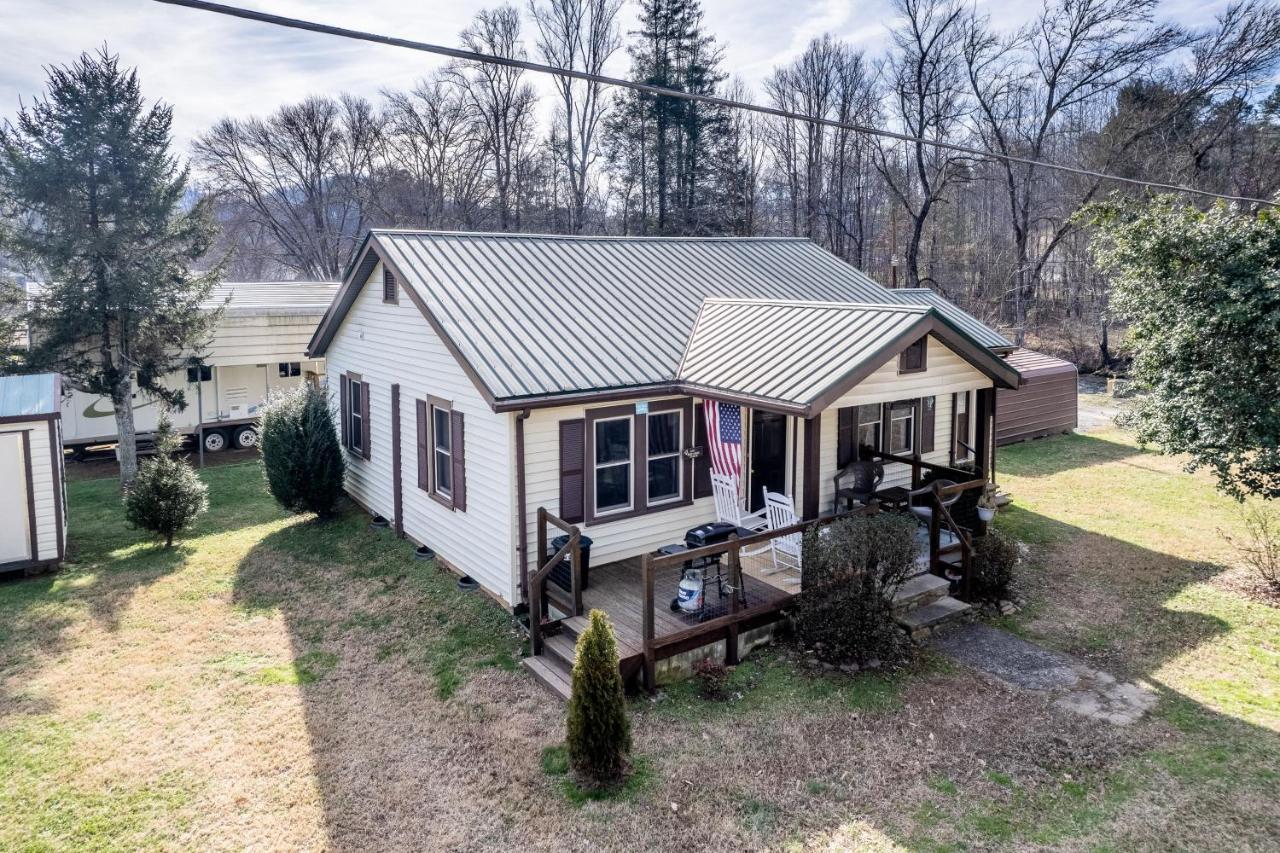 Deep Creek Shambala Villa Bryson City Buitenkant foto