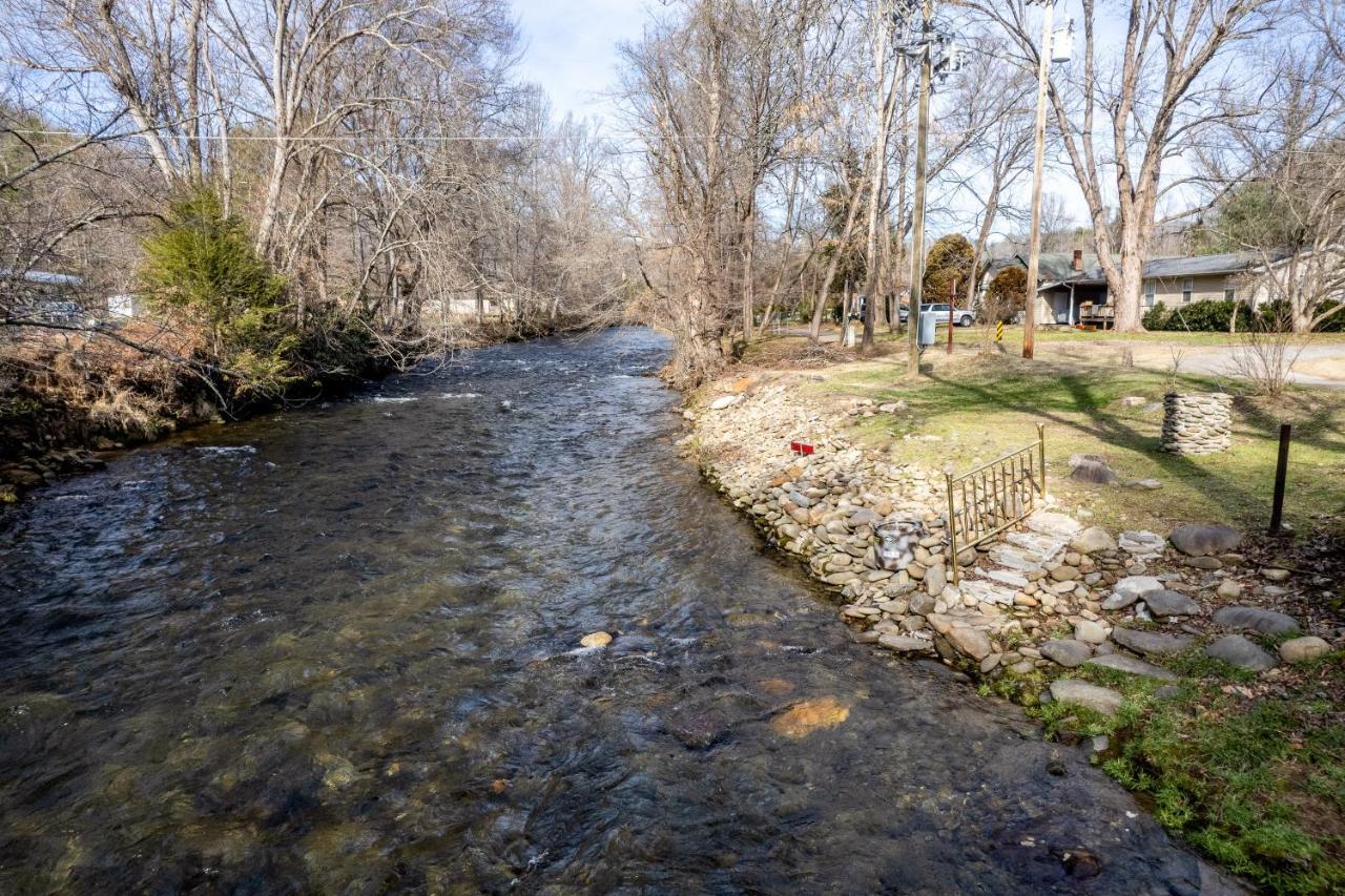 Deep Creek Shambala Villa Bryson City Buitenkant foto