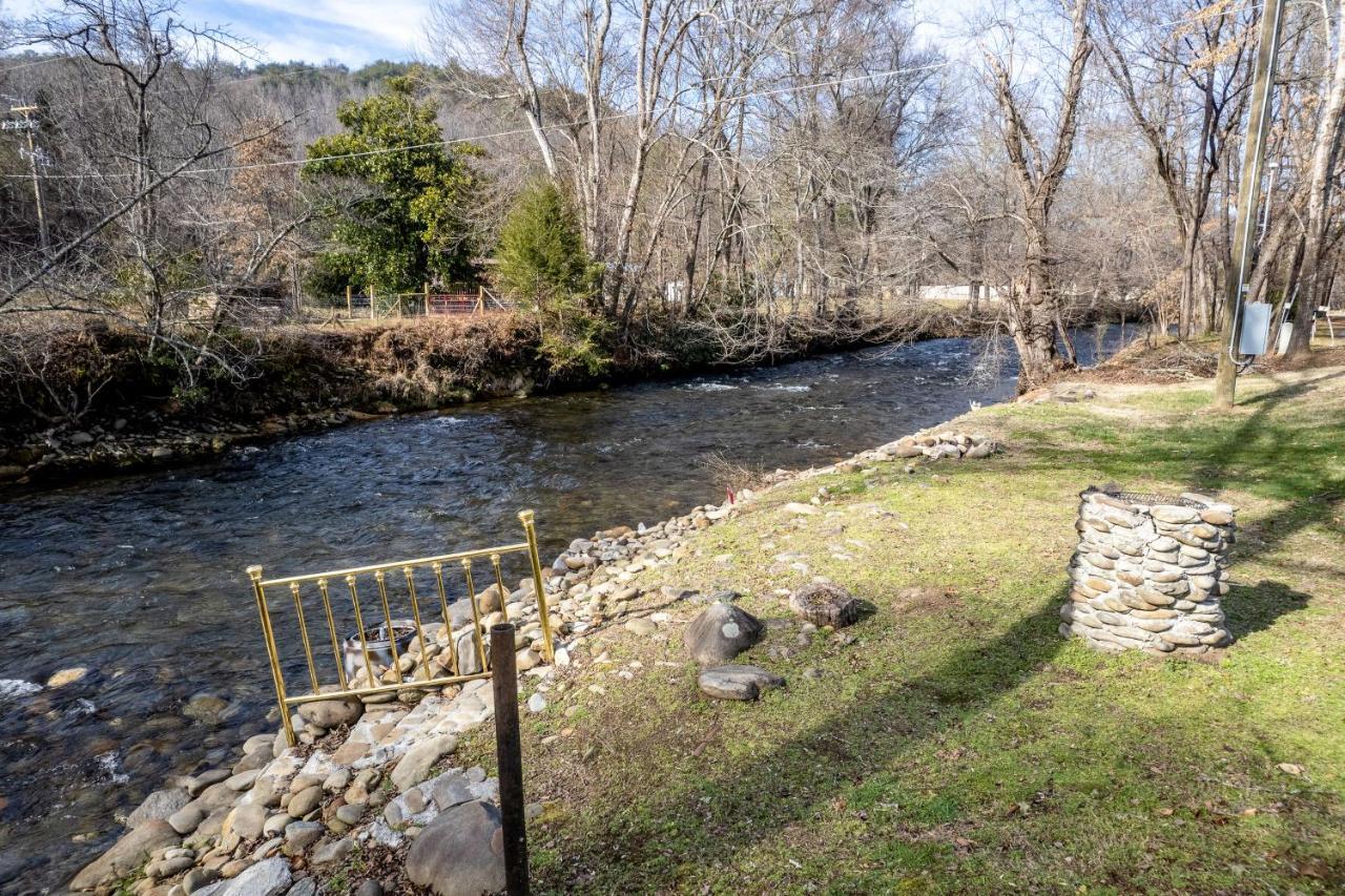 Deep Creek Shambala Villa Bryson City Buitenkant foto